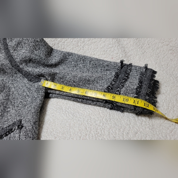 The Limited Tweed Jacket - Picture 12 of 13